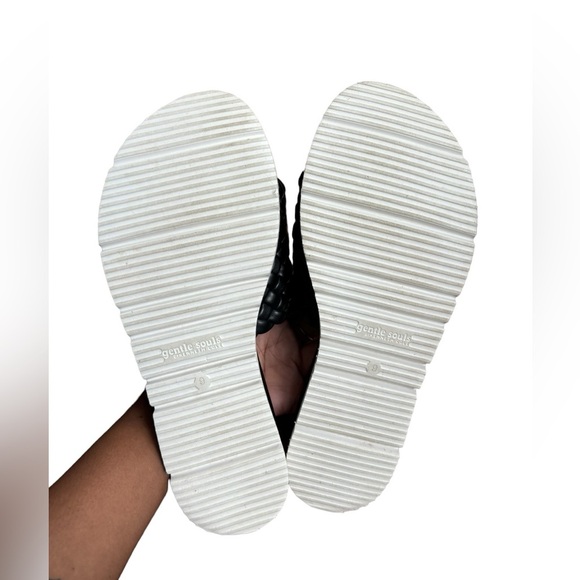 Gentle Souls LAVERN LITE BRAIDED SLIDE SANDAL By Kenneth Cole Size 9 Black - Picture 10 of 16